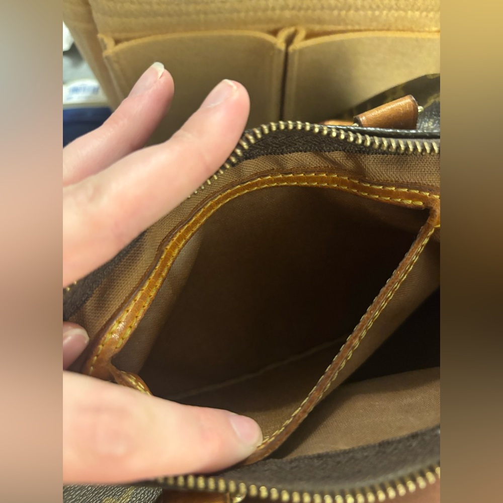 Louis Vuitton Speedy 25 - Picture 14 of 17